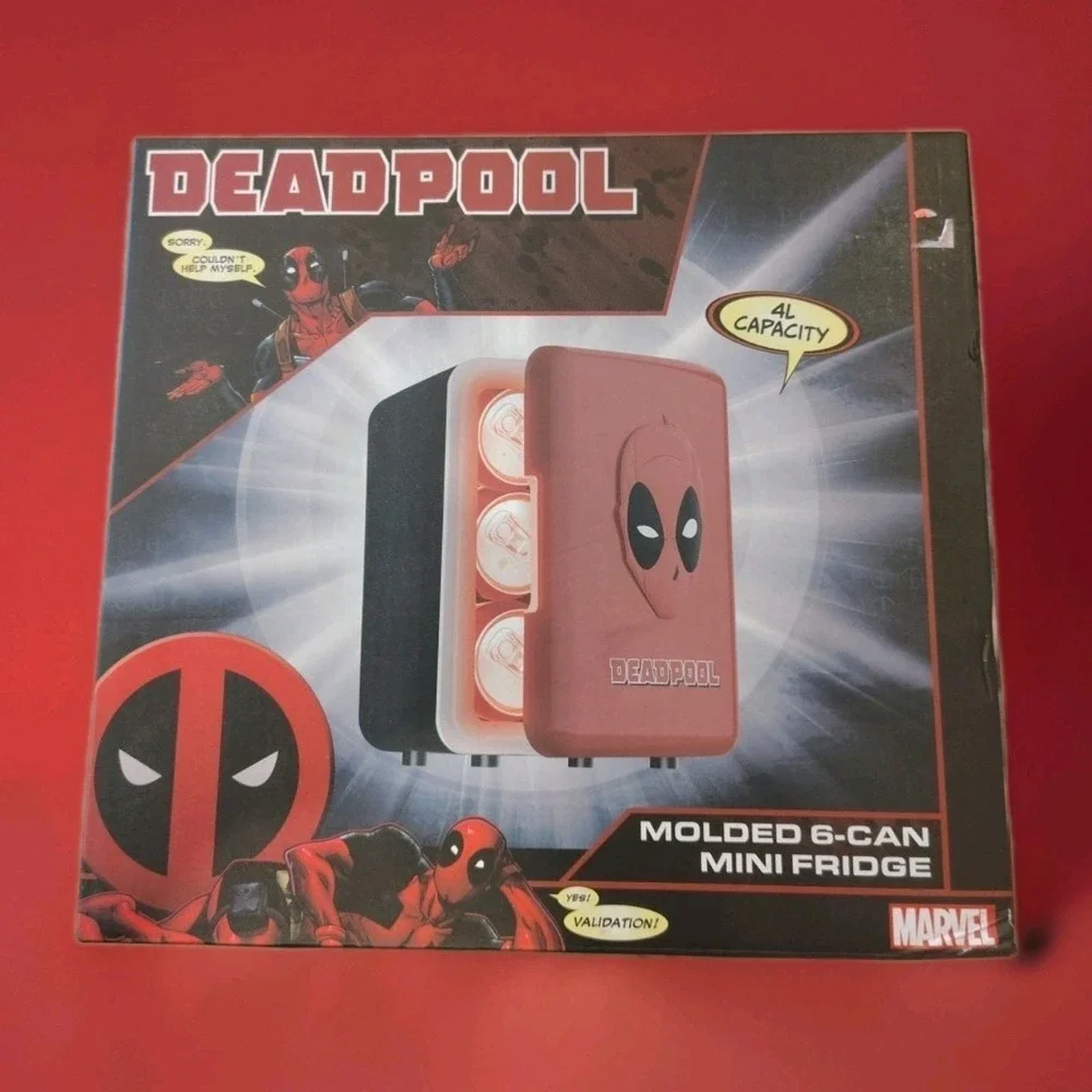 Brand New Deadpool Molded 6-Can Or 4L Mini Fridge Red Marvel Portable Sealed